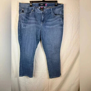 Torrid Women Blue Jeans Straight  Fit Denim Casual Size 16R